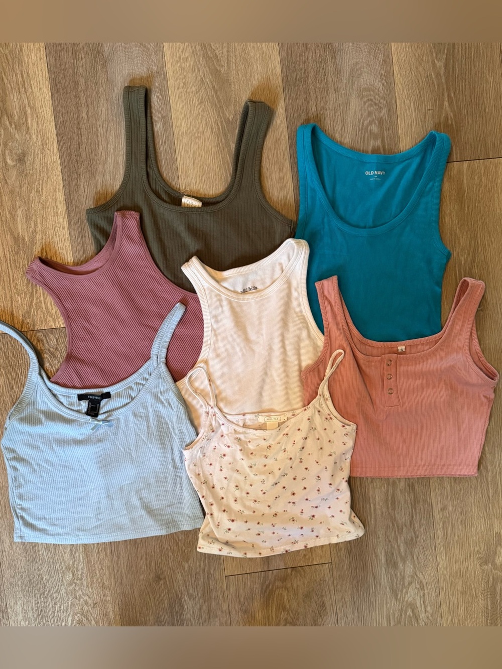 Set of 7 Crop Tank Tops Size Small and Medium Full Tilt, Forever 21, Wild Fable